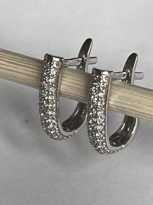 Золотые серьги 0.60 ct бриллианты