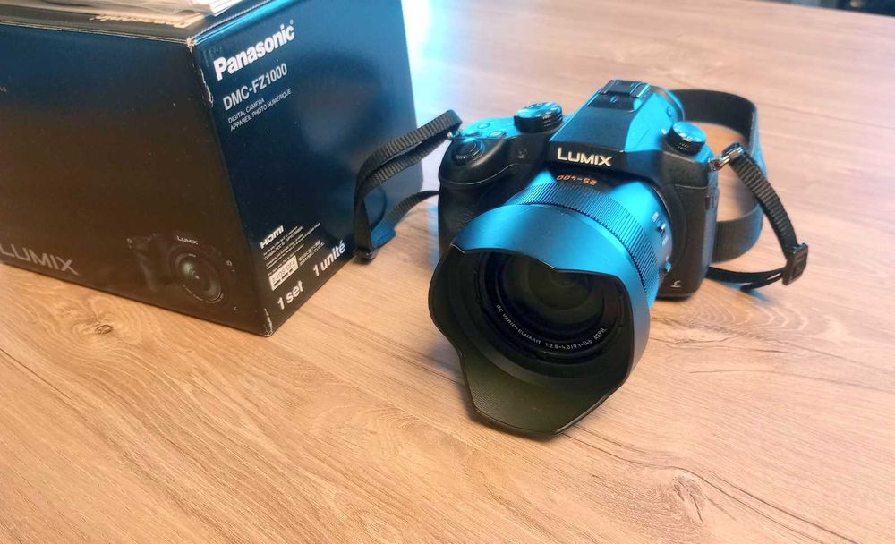 Aparat fotograficzny Panasonic Lumix FZ-1000 stan idealny