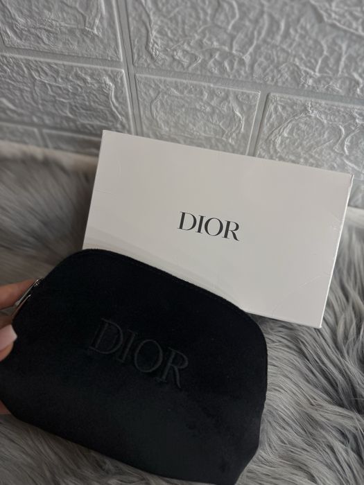 Косметичка Dior нова