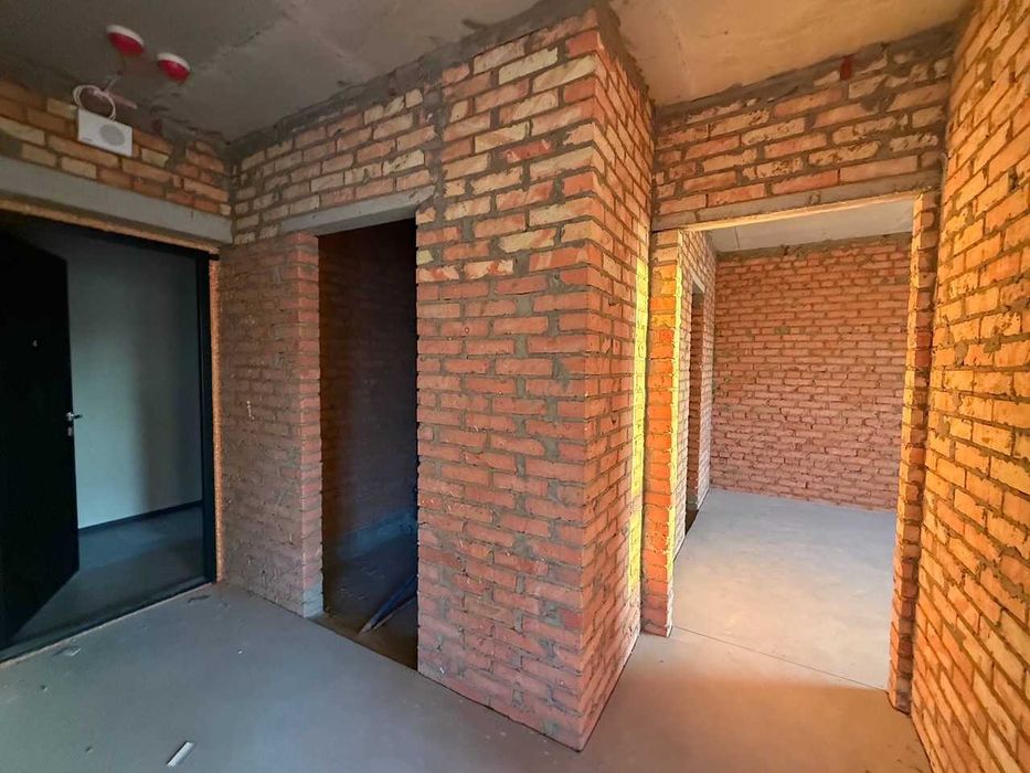 Продам 2 кімн квартиру ЖК  White Lines Ужгородський пров 4/1 Голосіїво