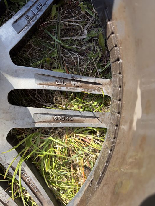 Koła Felgi 18 x 8JJ ET 35 Audi wzór RS