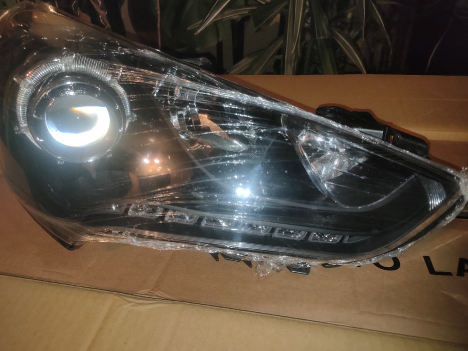 Фары комплект на Hyundai Veloster