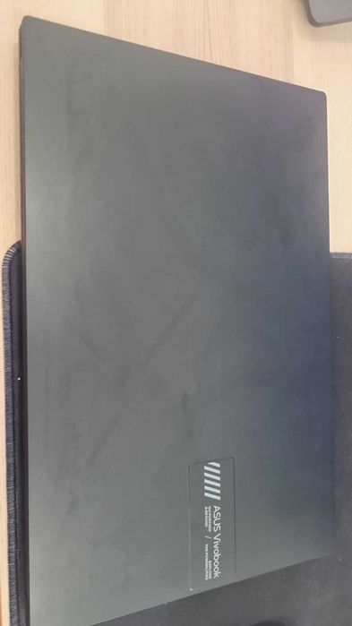 Portátil ASUS Vivobook Go 15 – AMD Ryzen 5 | 8GB RAM | 512GB SSD – Como Novo