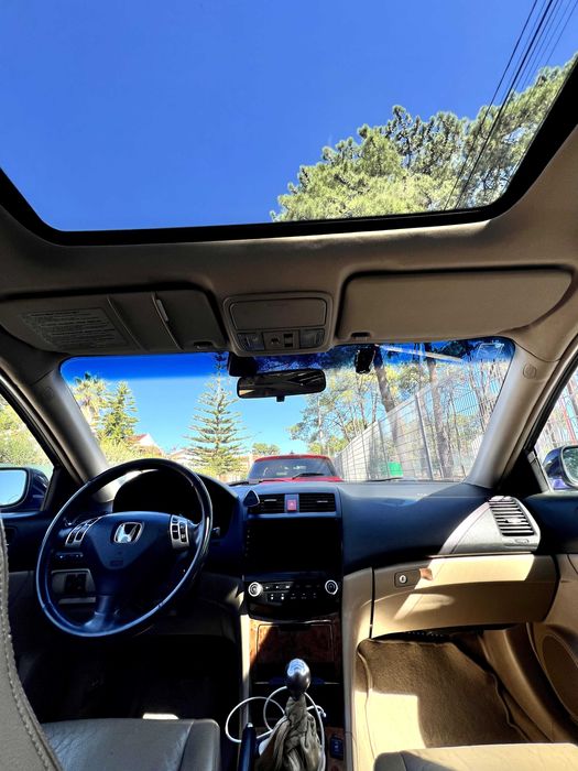 Honda Accord 7  2004 • Leather • Sunroof • Camera • Full Option