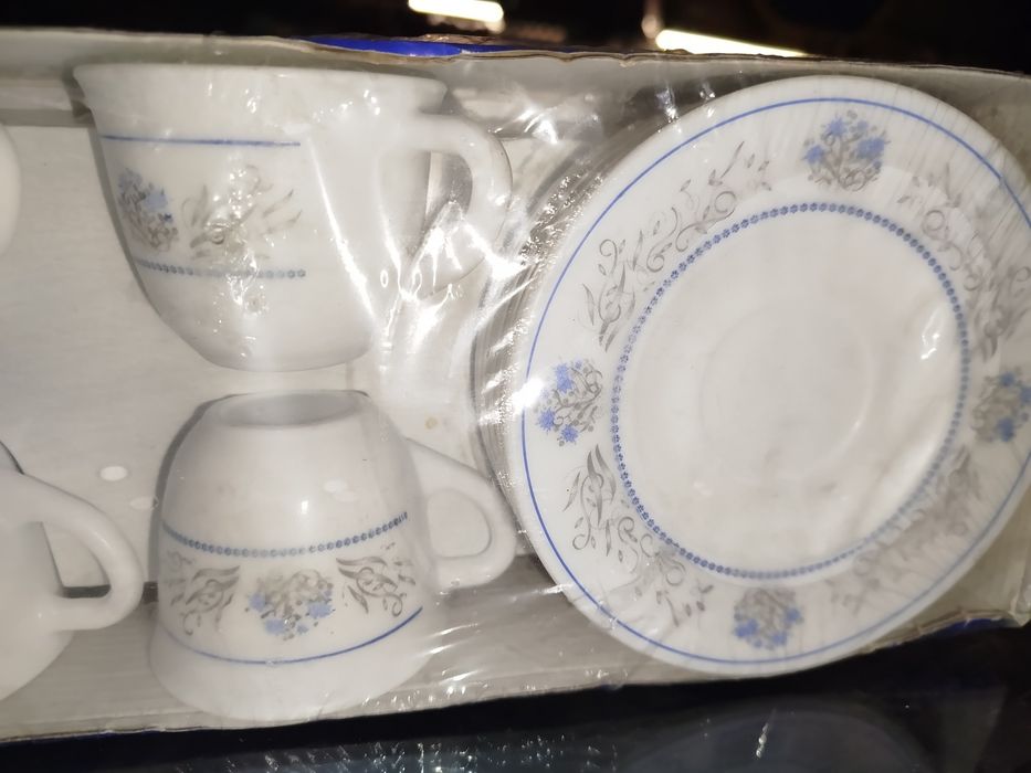 Продам сервіз новий