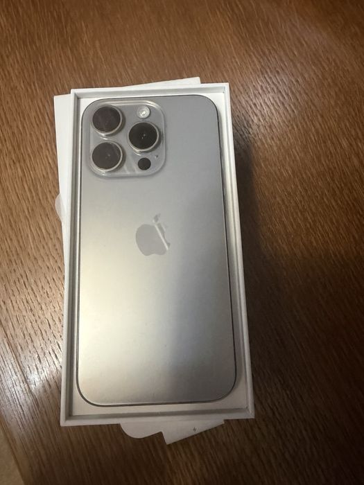 iPhone 15 Pro 128GB Natural Titanium