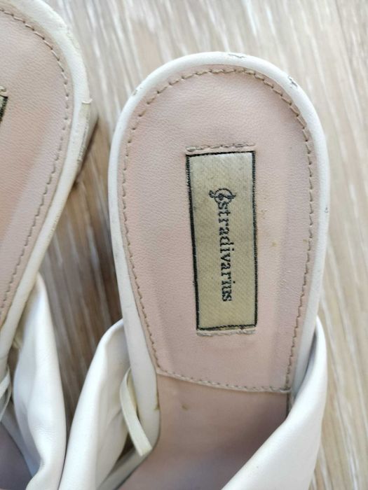 Sandálias Stradivarius