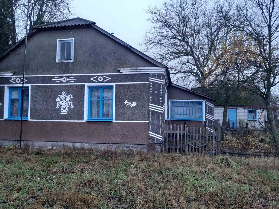 Продається будинок с.Туричани