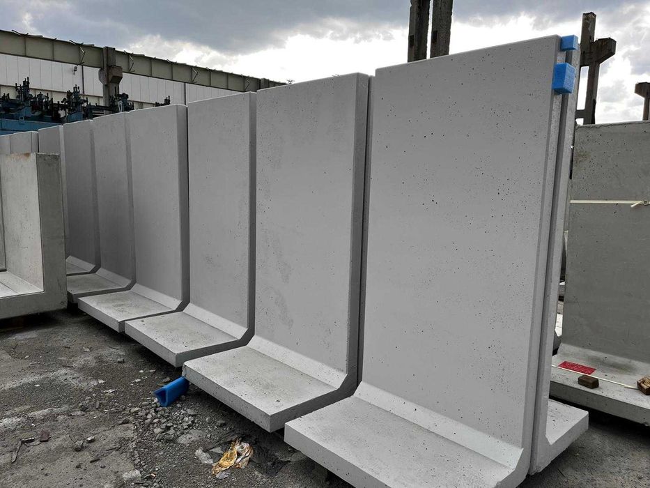 Mur ogrodzeniowy/Ogrodzenie betonowe/ L / Elka beton architektoniczny