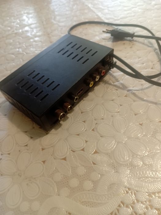 Ресивер,приставка Romsat T2 Ultra