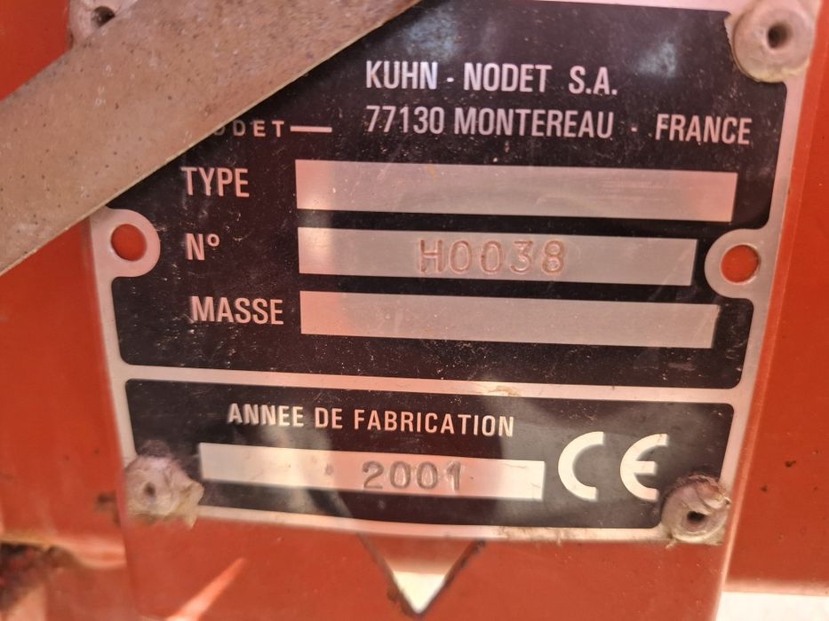 Siewnik do kukurydzy Kunh Planter 8 rzędowy