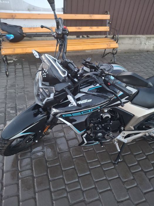 Продаю мотоцикл geon cr6s