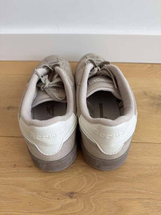 Bezowe Reebok rozmiar 41 klasyczki do wszystkiego