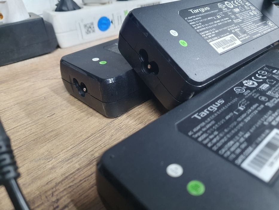Зарядка зарядное блок живлення питания Targus 150w 20.5v/7.31a 7.4×5.0