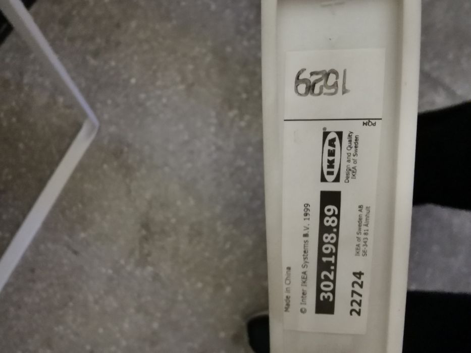 Karnisz biały rozsuwana ikea