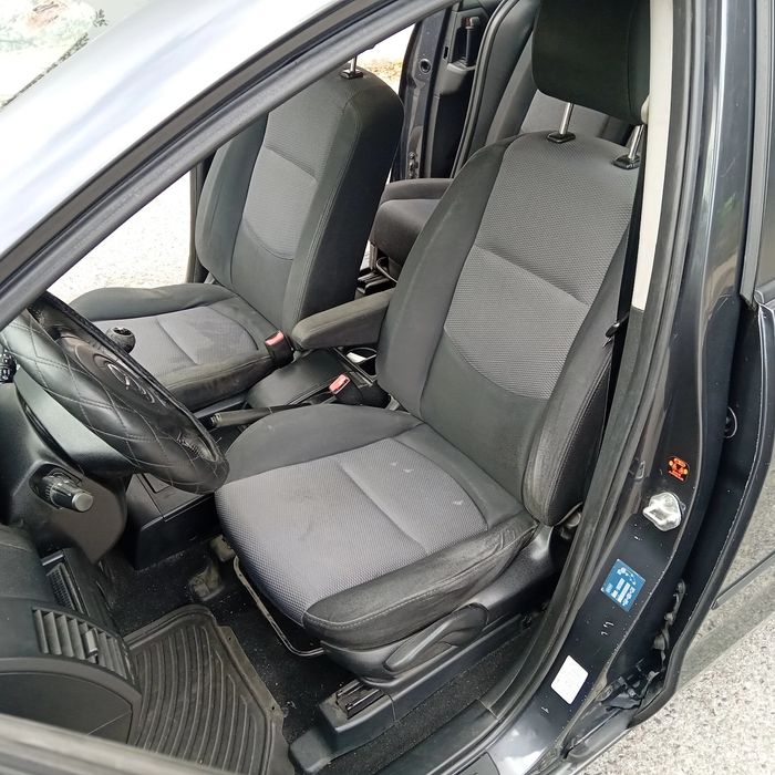 Mazda 5 Diesel de 7 Lugares com Bola de Reboque