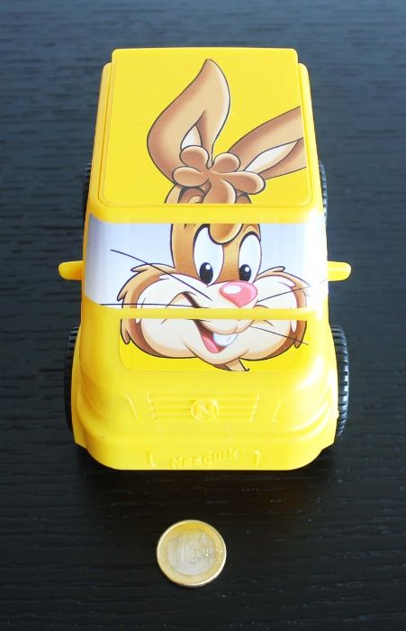 Antigo brinde / brinquedo Jipe da Nesquik do ano 2000