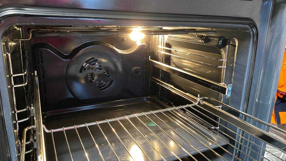 Духовка вбудована духовой шкаф IKEA БЭЮБЛАД (BEYUBLAD).