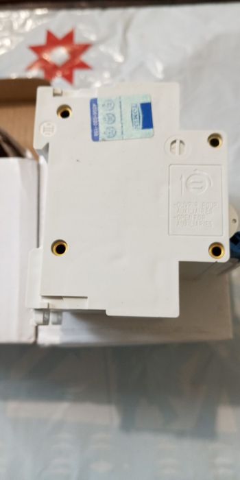 Продам автоматTOMZN  C125,  DC600V для постоянного тока