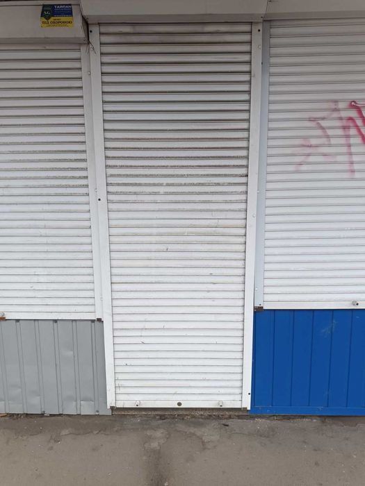 Ролеты на окно и двери Б/У