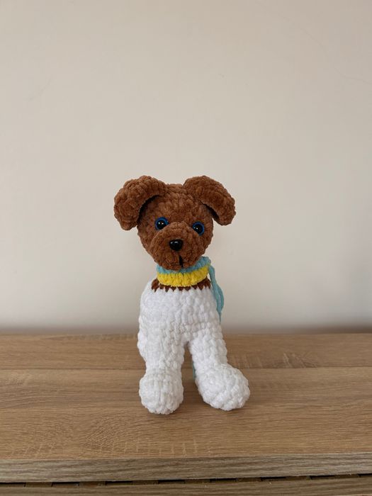 Песик вʼязаний амігурумі