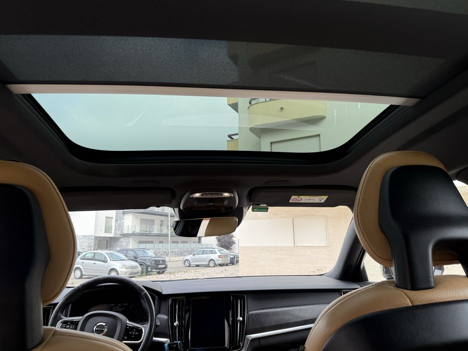 Volvo V90 Cross Country 2.0 D4 Plus AWD Geartronic