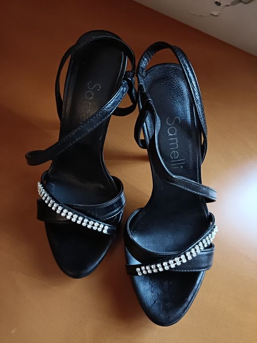 Sandálias pretas 36 Samelli