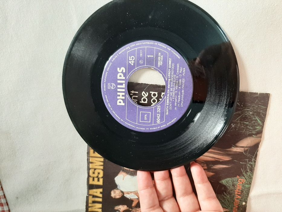 Disco Vinil 45 rotações- Santa Esmeralda starring Leroy Gomez