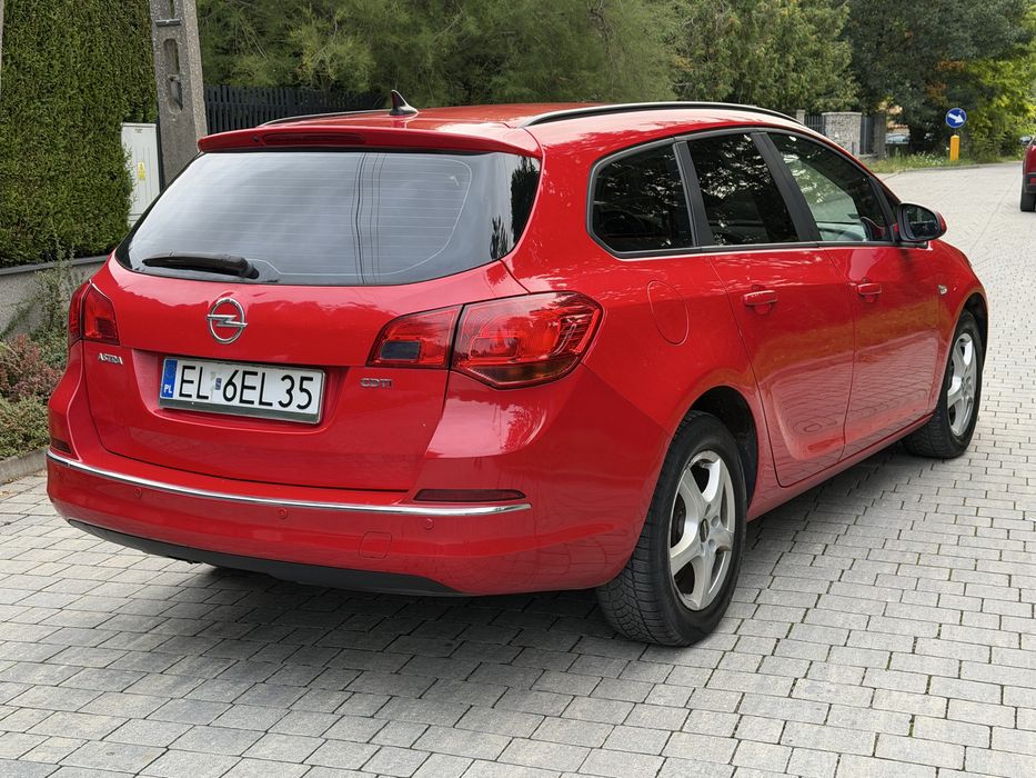 Opel Astra_1.7 CDTI_Klimatronik_2011r_Nowy PT_Navi_