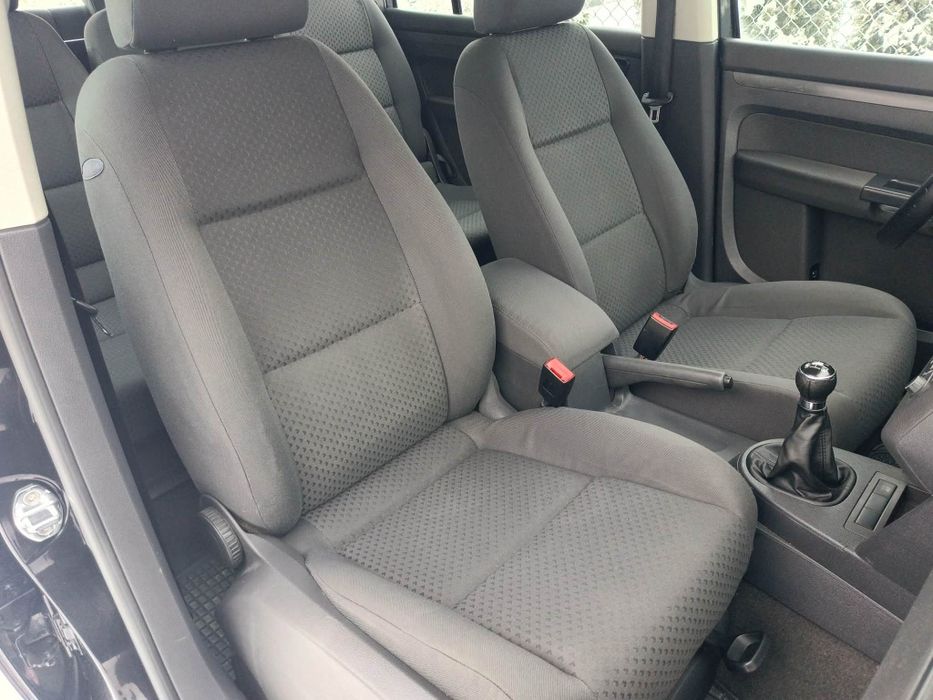 VW touran#1.6benzyna#2003rok#7 osobowy#klima#alusy#