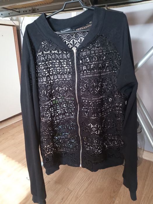 Bluzka koronkowa damska