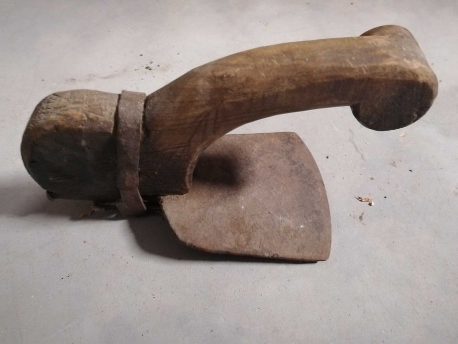 peças antigas de marceneiro