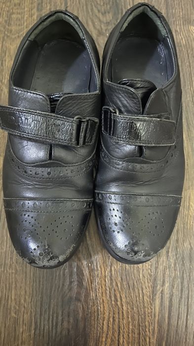 Сороконіжки 32, Туфлі 34-35