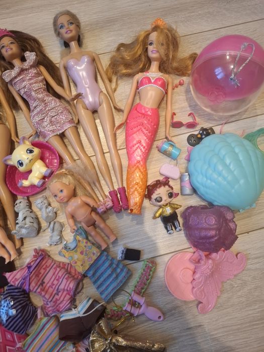 Лот іграшок для дівчинки