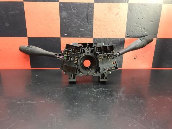 Comandos do volante NISSAN Terrano II (R20)