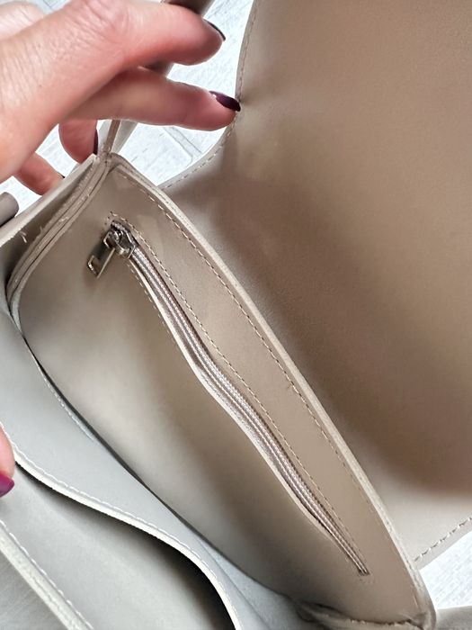 Сумка     шкіряна жіноча