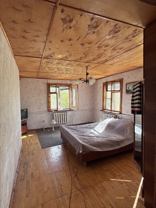 Продається двух поверховий будинок  с. Євмінка 50км від Києва