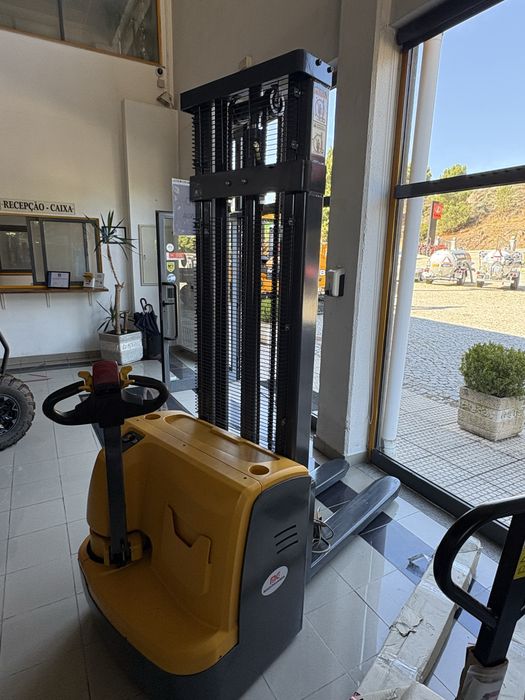 Stacker KPC 1500