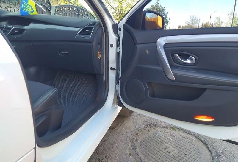 Renault Laguna 2011 року, дизель 1.5 DCI