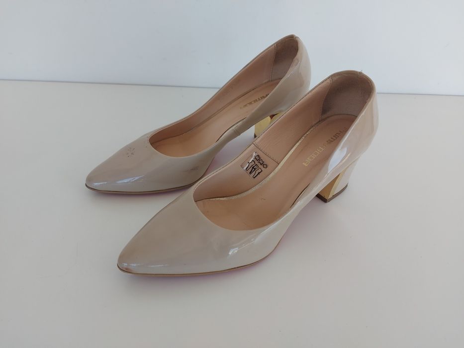 Buty czółenka skórzane Prima Moda w rozmiarze 37