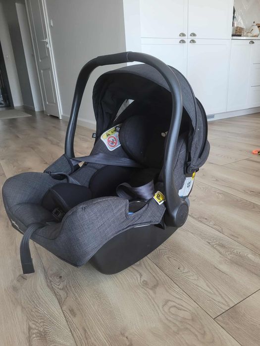 Fotelik samochodowy Joie i-Gemm 2 z bazą