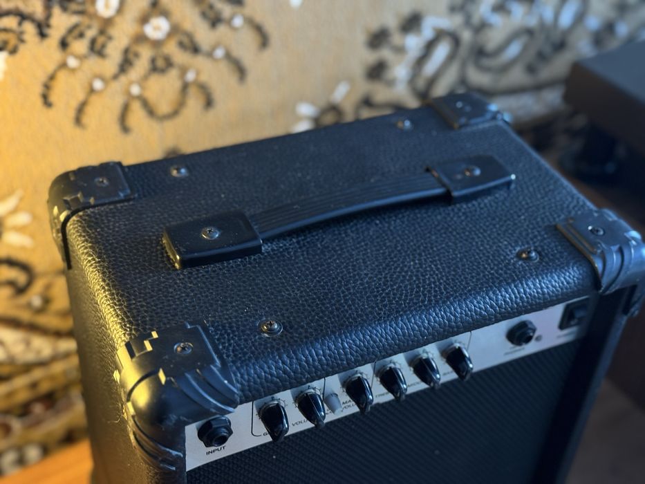Гітарний комбік 15W
