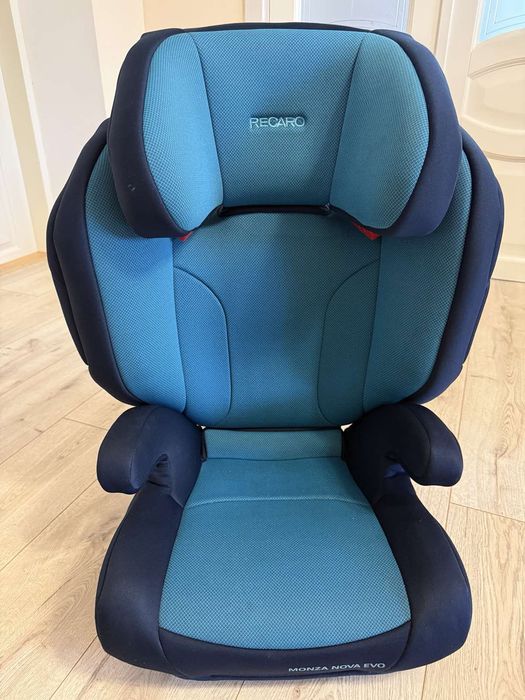Автокрісло дитяче 15-36 кг RECARO