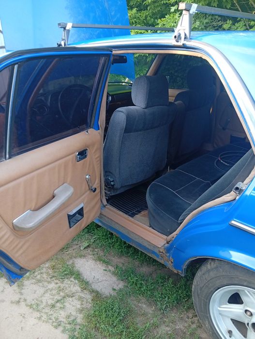 Продам Mersedes-Benz 123  2,4D