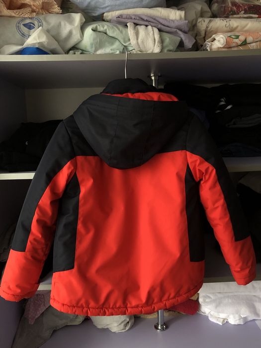 Зимова куртка,стан новоі