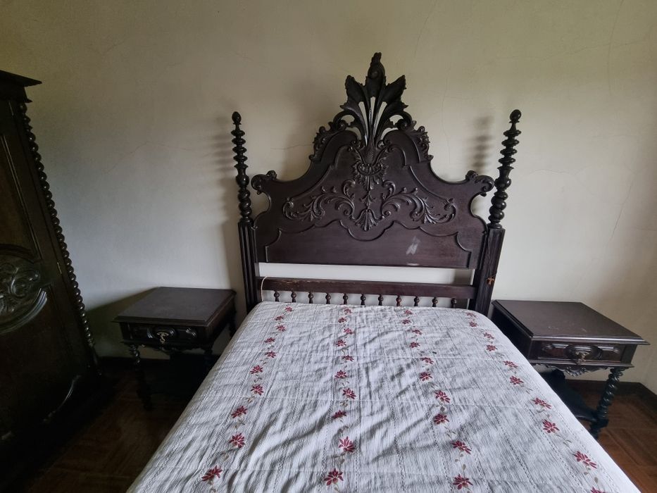 Mobília de Quarto Antiga Completa