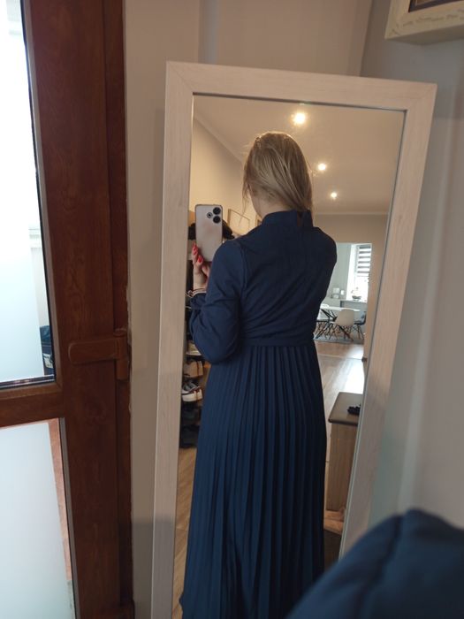 Sukienka długa plisowana