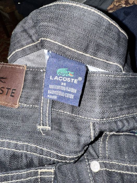 Джинси Lacoste
