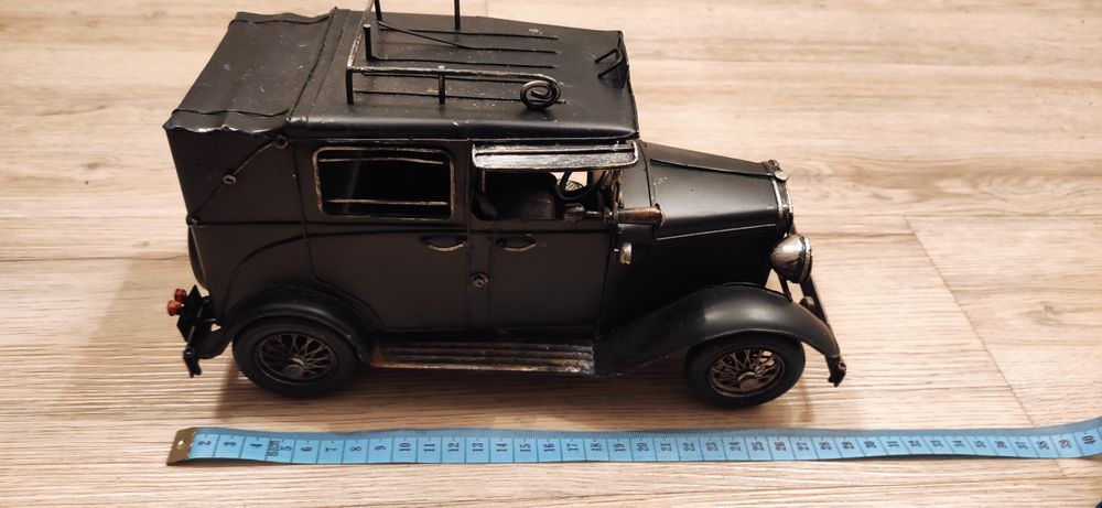 blaszana zabawka auto metalowy samochod autko dlugosc 28 cm