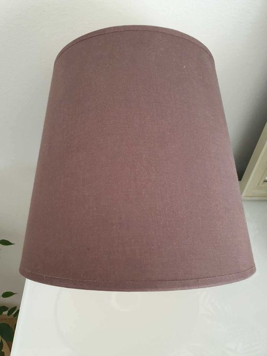 Abajour pequeno castanho